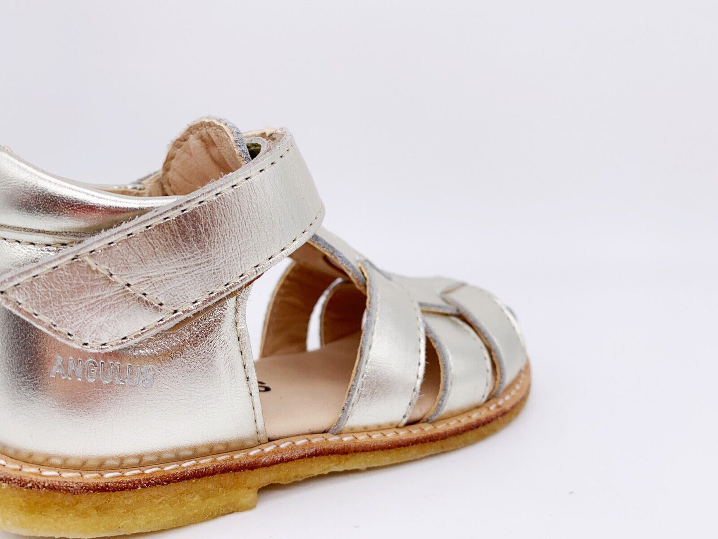 Lauflernsandale mit Zehenschutz champagne gold
