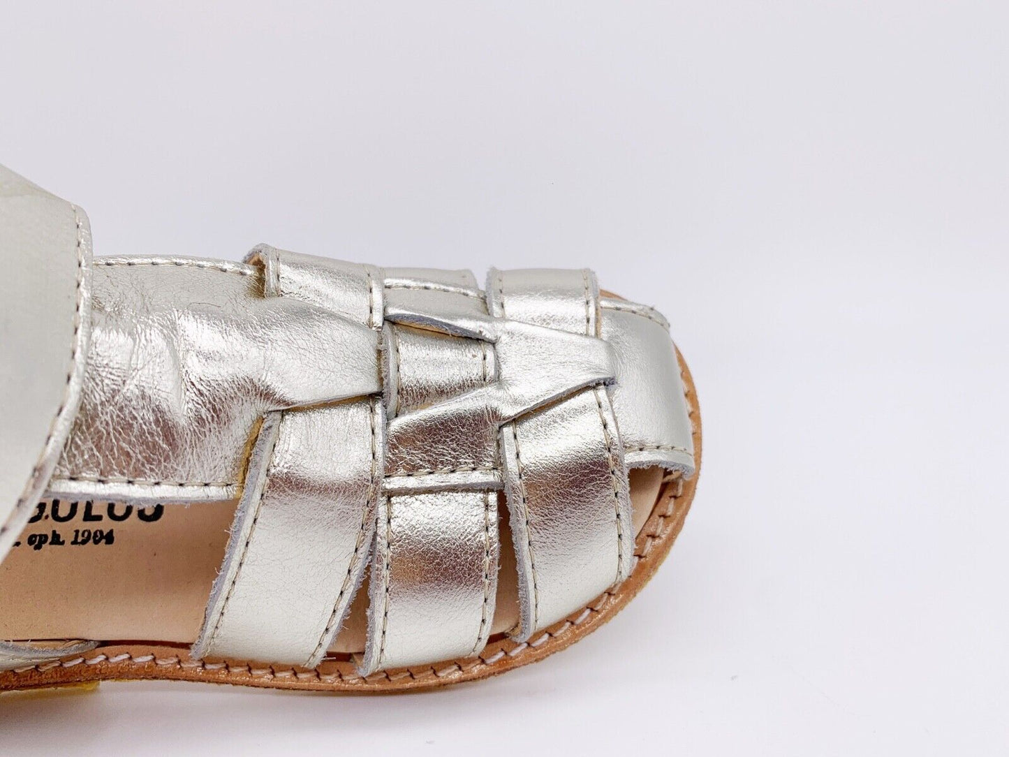 Lauflernsandale mit Zehenschutz champagne gold