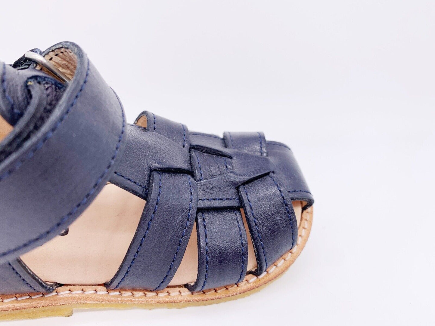Lauflernsandale mit Zehenschutz blau