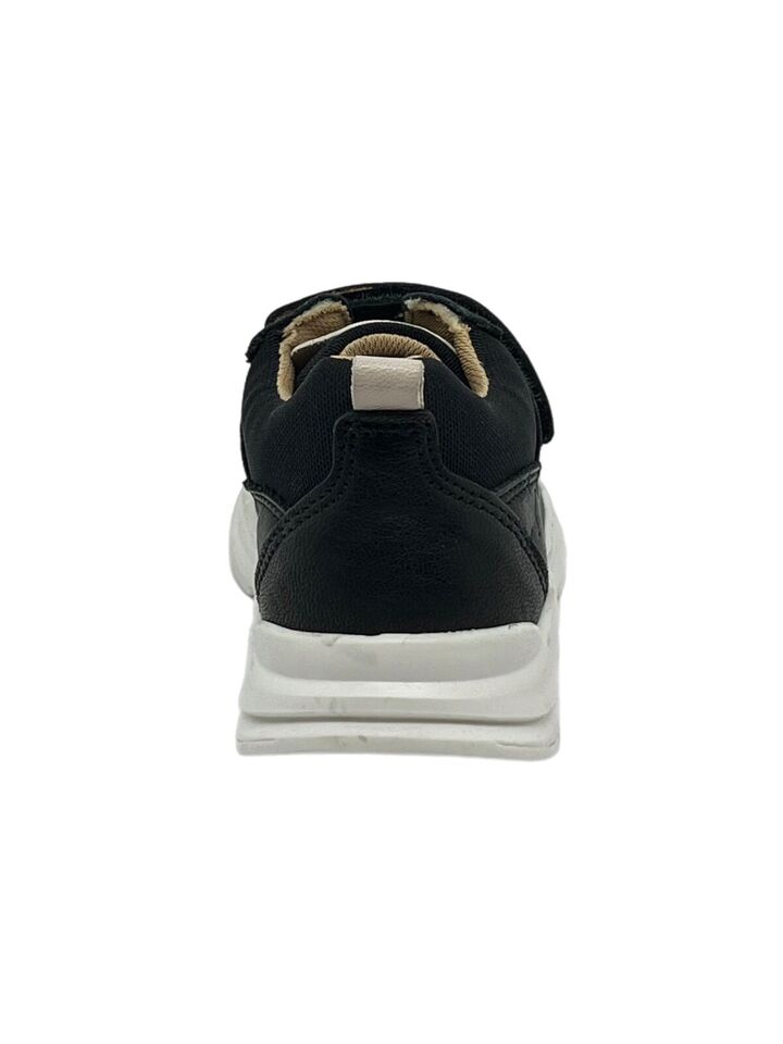 Sneaker PAX E black