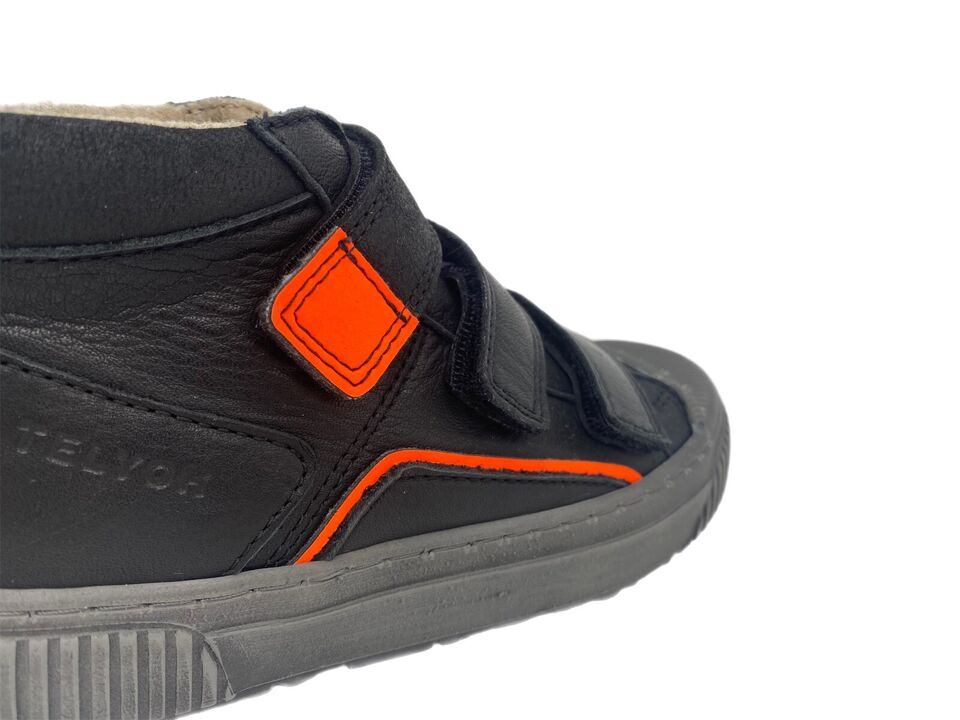 Sneaker in black I Fleece